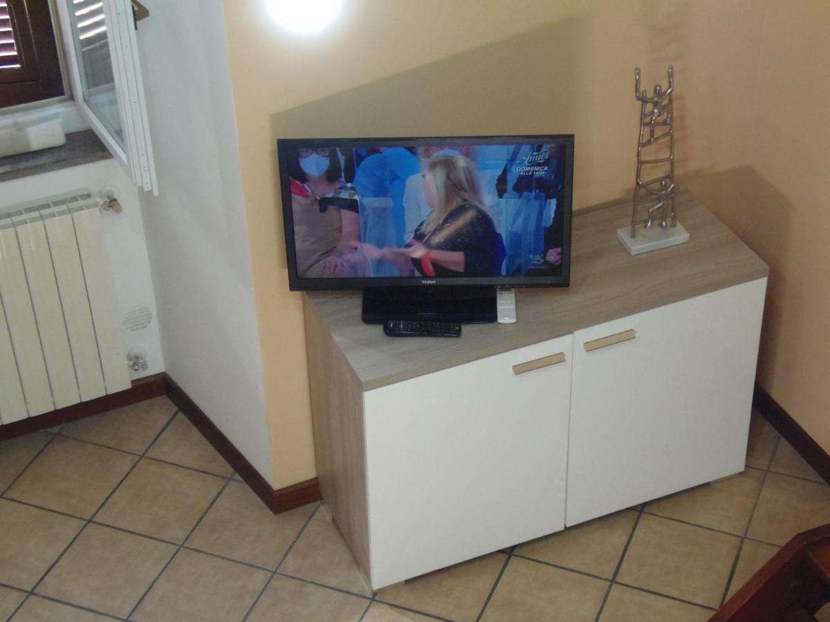 Casa Vacanza Tindara Apartment ชิวิตาเวกเกีย ภายนอก รูปภาพ
